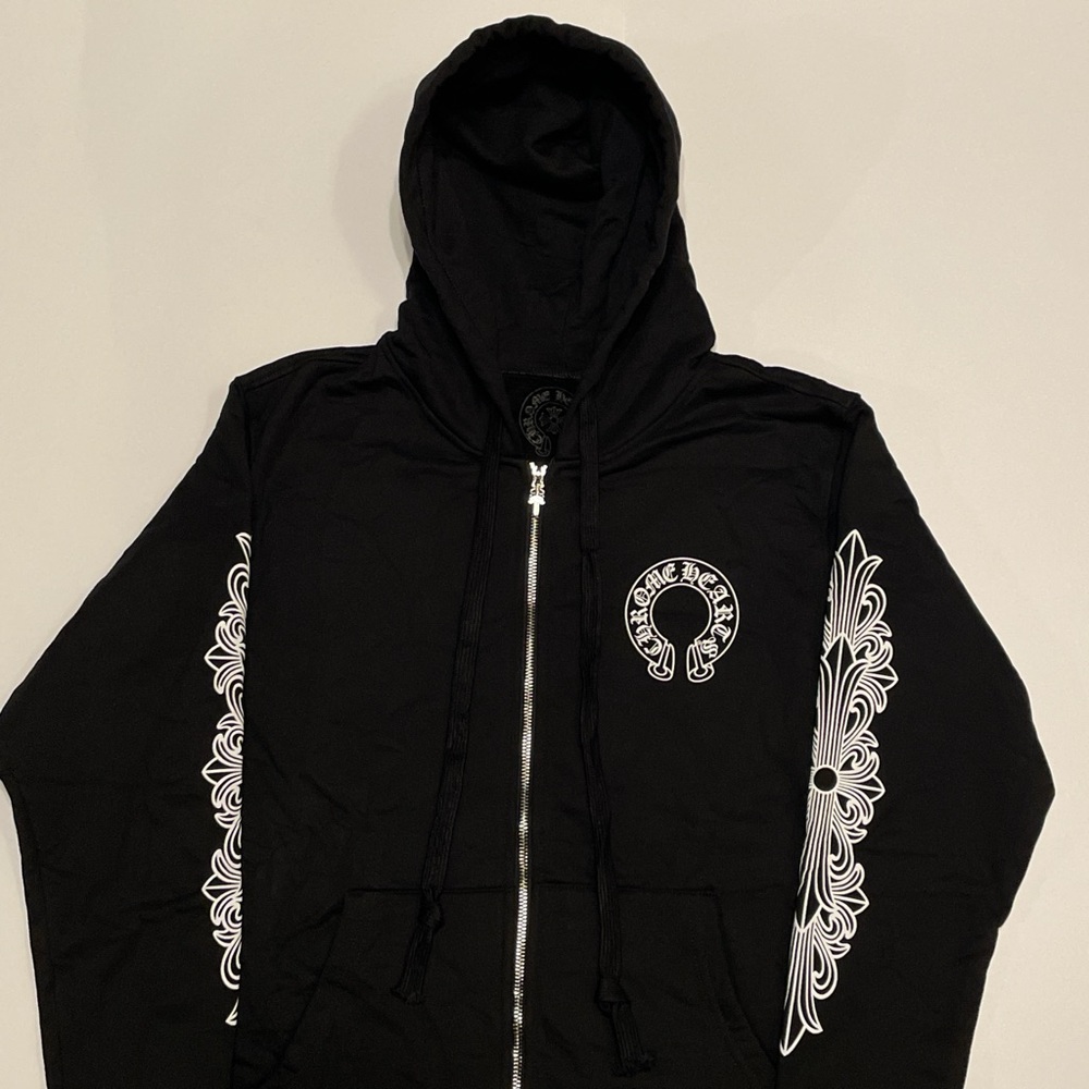 CHROME HEARTS LOGO HOODIE (MEDIUM) - Picture 4 of 14